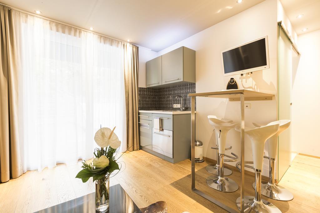 Room 5 Apartments Salzburgo Exterior foto